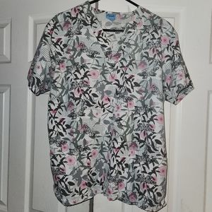 Women's Scrub Advantage floral scrub top,  size medium